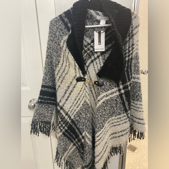 Nine West Accessories - Nine West shawl with clasp, new with tags